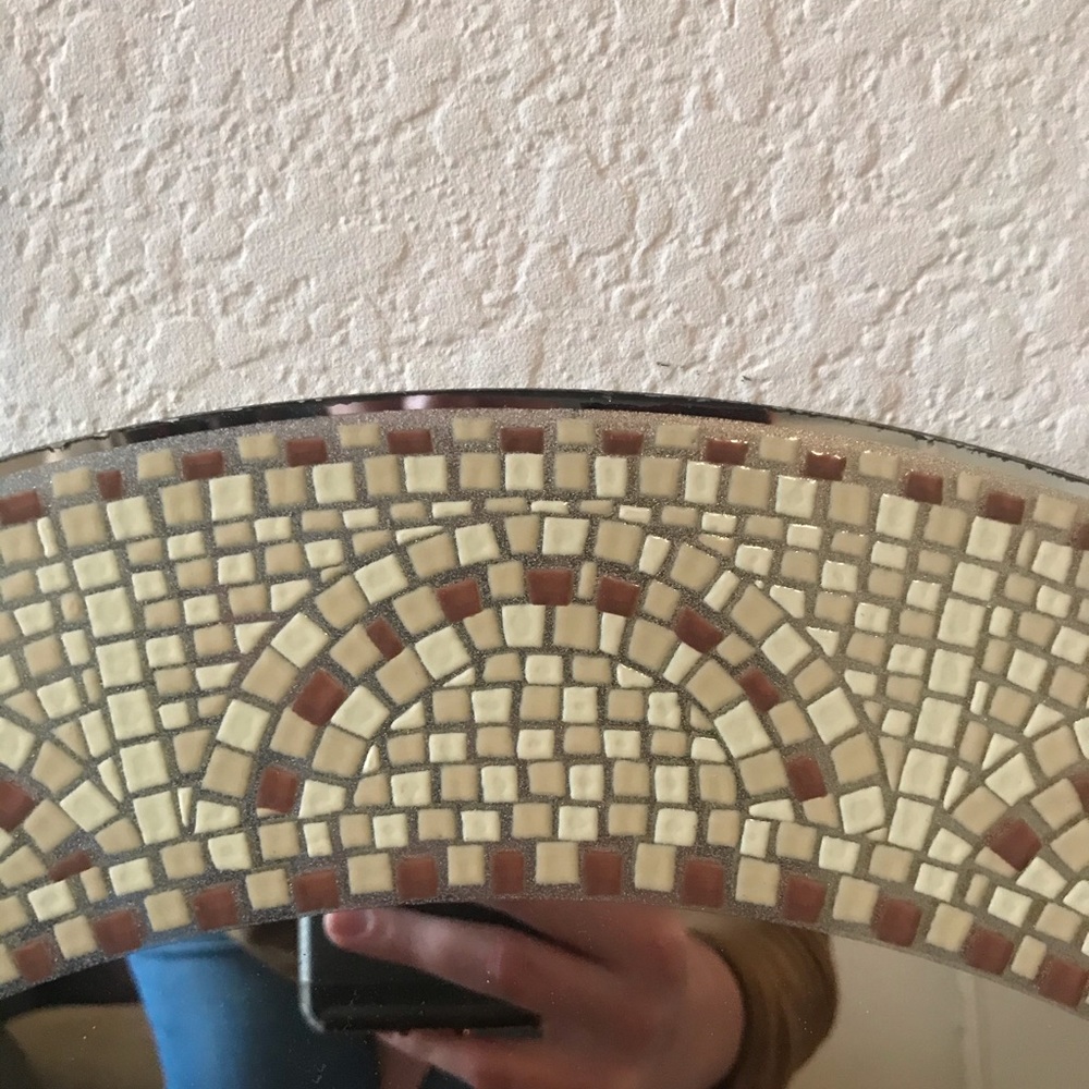 Mirrors - Picture 3 of 5